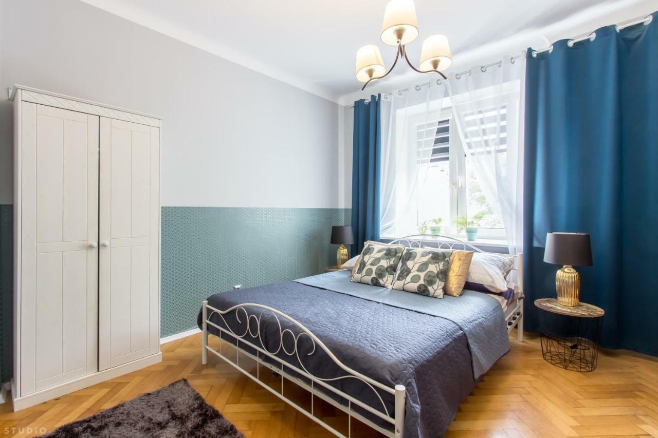 Clicktheflat Apartment Chmielna 7 Warsaw Ngoại thất bức ảnh