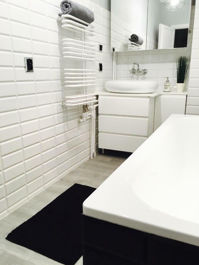 Clicktheflat Apartment Chmielna 7 Warsaw Ngoại thất bức ảnh